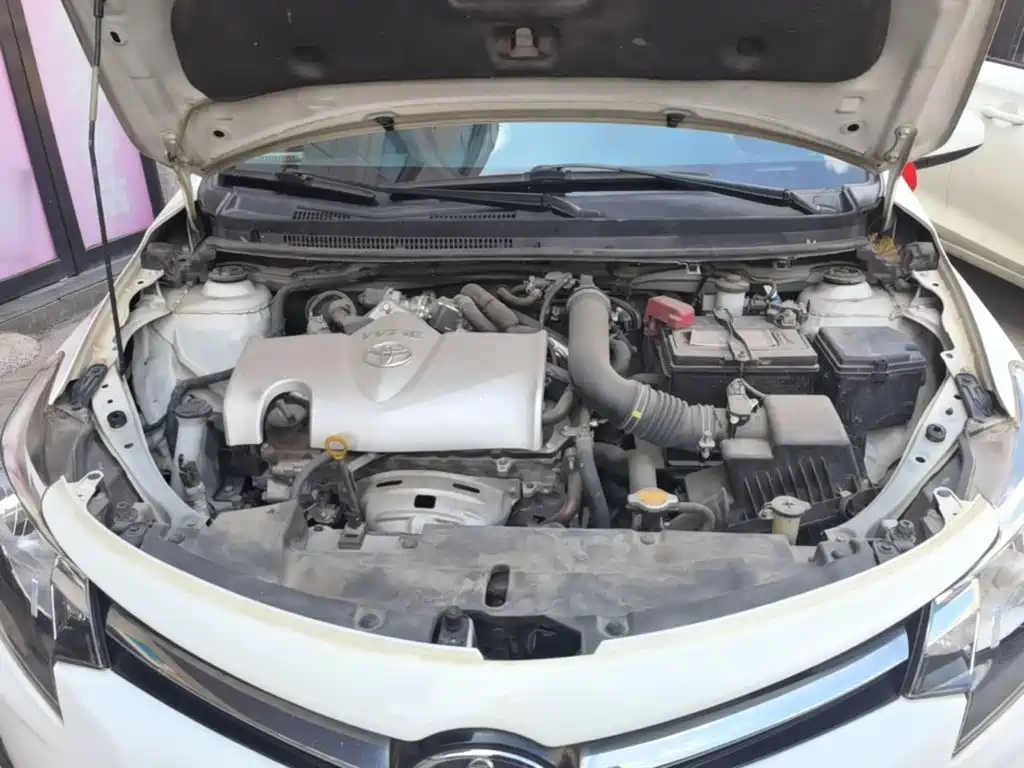 Фото 20 - Toyota Vios