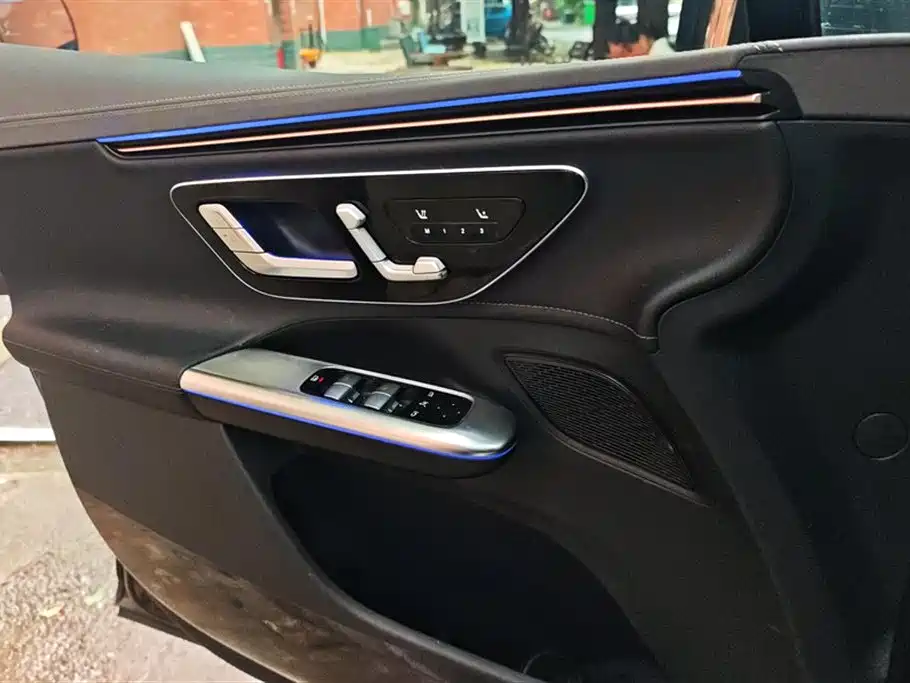 Mercedes-Benz EQE 2022 350 Pioneer Edition фото 7