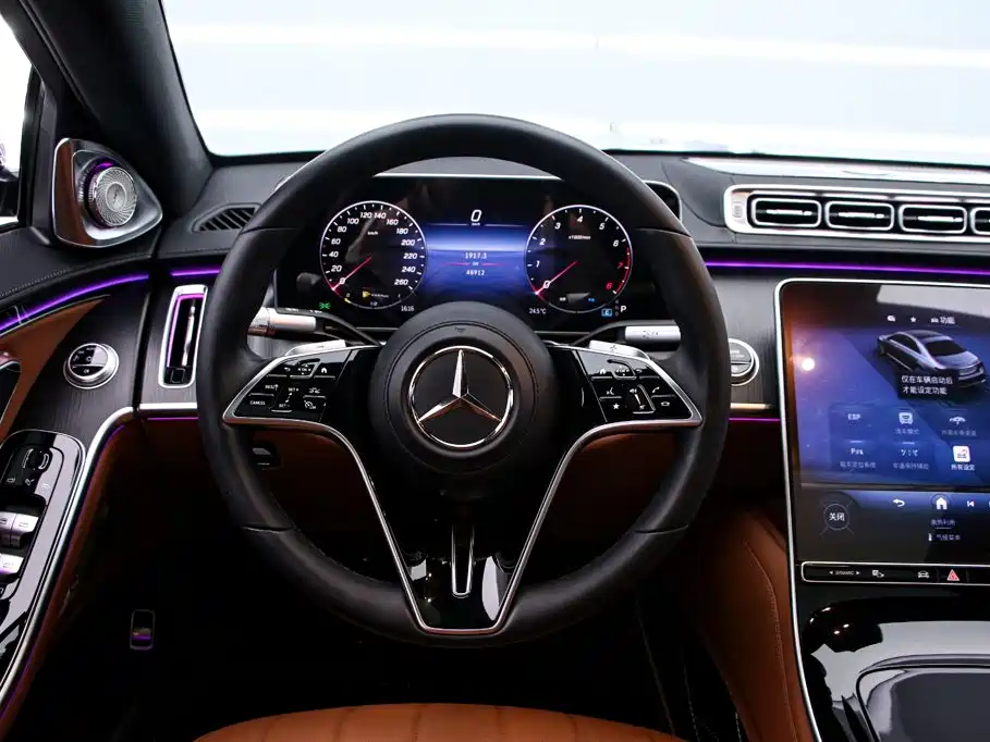 صورة 7 - Mercedes-Benz S-Class