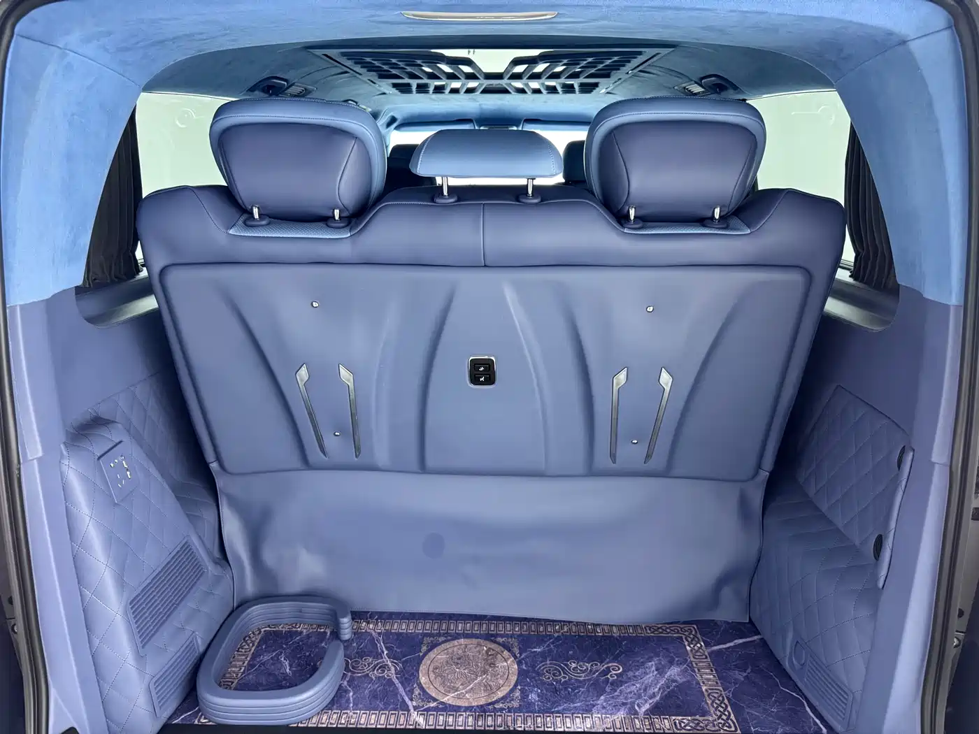 Mercedes-Benz Vito 2021 2.0T Elite 7-Seater фото 10