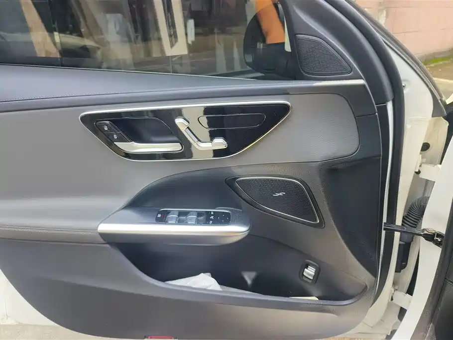 Mercedes-Benz C-Class 2022 Facelift C 260 L Sport фото 7