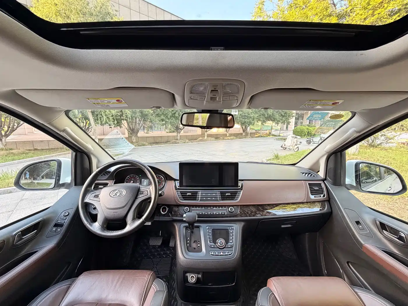 SAIC Maxus Maxus G10 2016 2.0T Automatic Flagship фото 9
