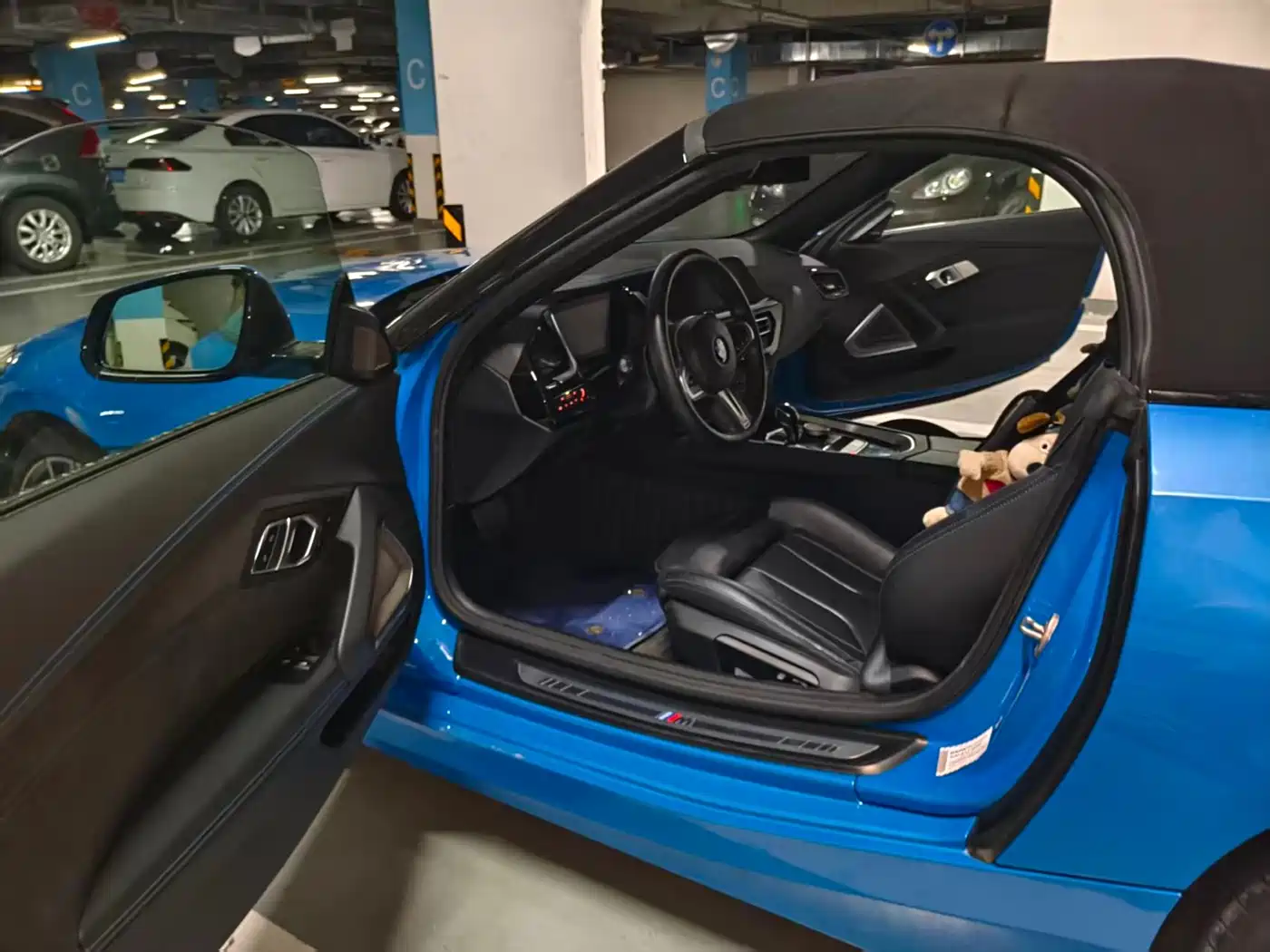 BMW Z4 2023 2022 sDrive 25i M Sport Package