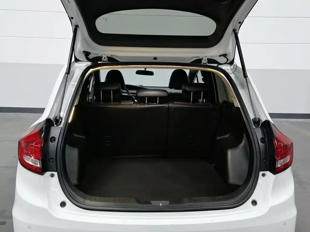 Photo 16 - Honda Jade