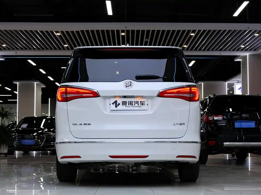 Buick GL8 2017 ES 28T Flagship China V фото 7