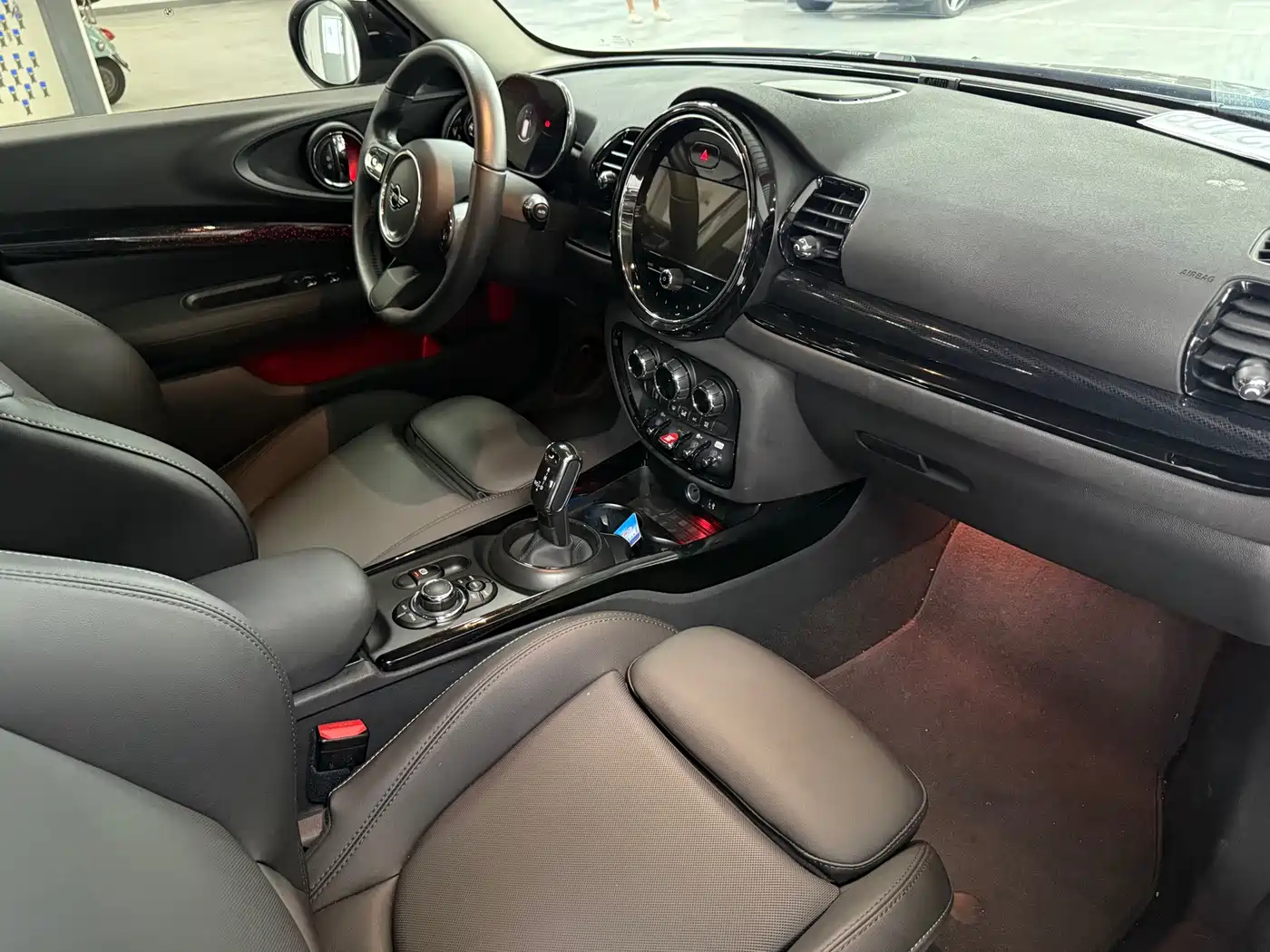 MINI CLUBMAN 2024 2023 Facelift 2.0T COOPER S Connoisseur