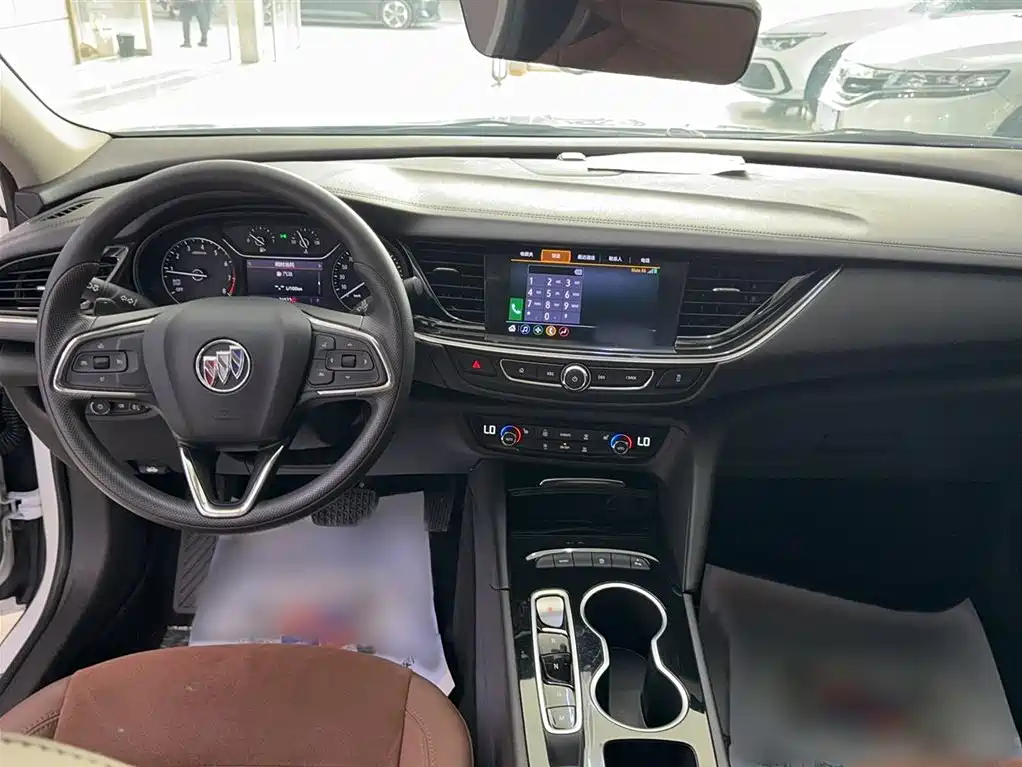 BUICK REGAL