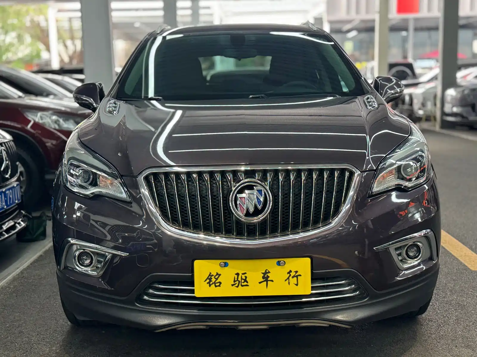 Фото 2 - Buick Envision Plus