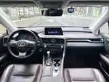 Фото 5 - Lexus RX