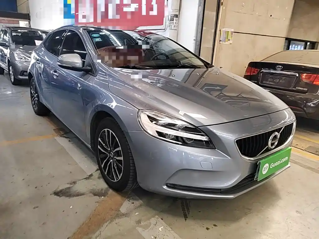Volvo V40 2018 2018 T3 Inscription Edition
