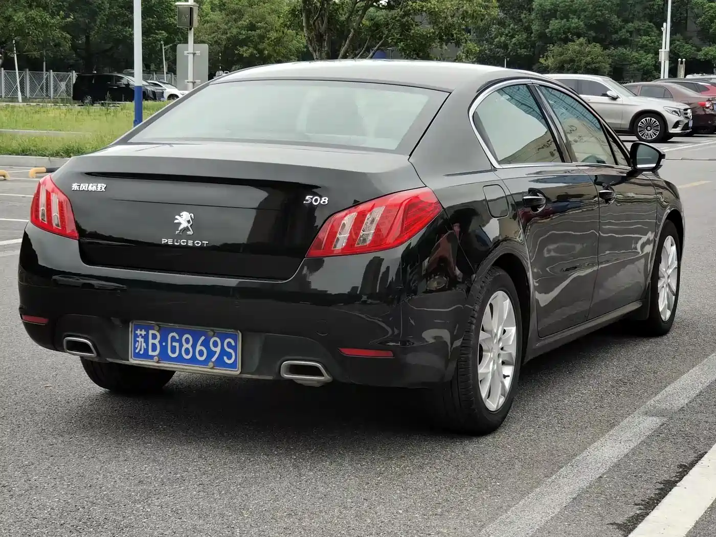 Peugeot 508 2011 2.3L Automatic Flagship фото 5