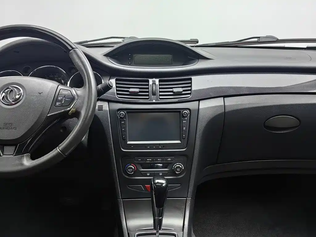 Dongfeng Aeolus Dongfeng Fengshen H30 2014 2014 CROSS 1.5L Automatic Deluxe