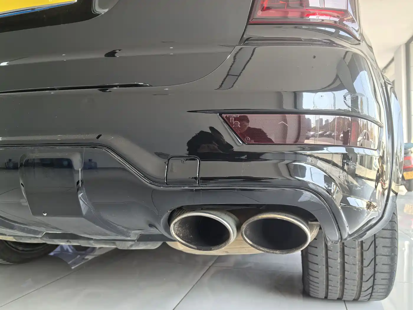 Mercedes-Benz M-Class AMG 2011 AMG ML 63 фото 13