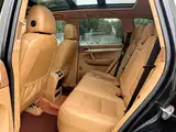 Photo 10 - Porsche Cayenne