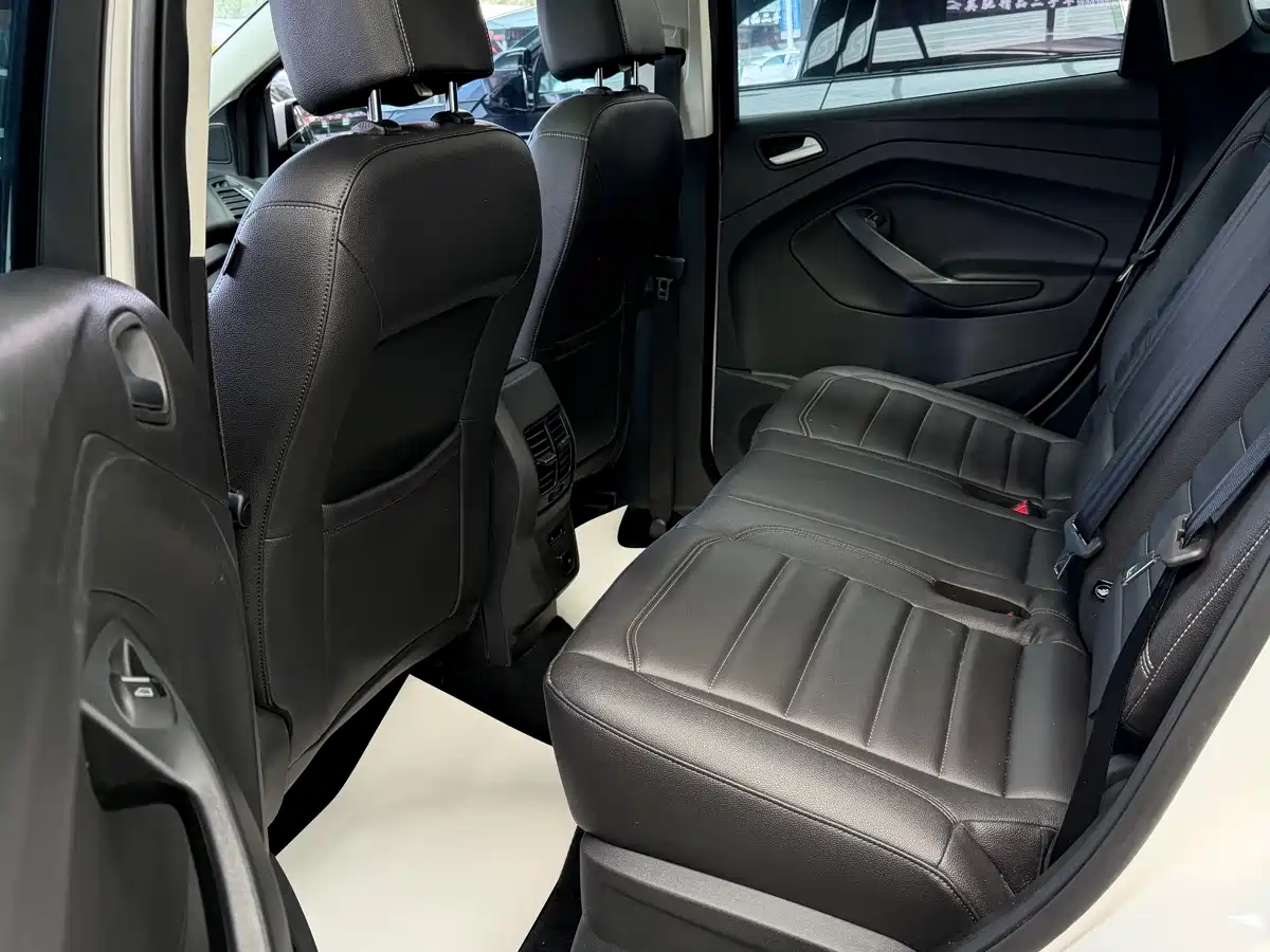Ford Kuga 2020 2019 EcoBoost 180 2WD Platinum Wing Edition China VI