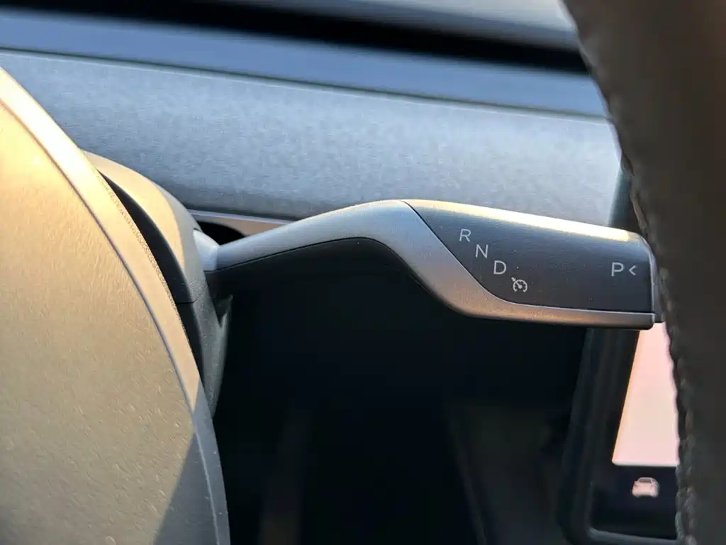 Фото 22 - Tesla Model Y