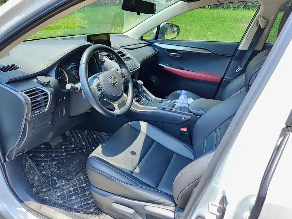 Фото 7 - Lexus NX