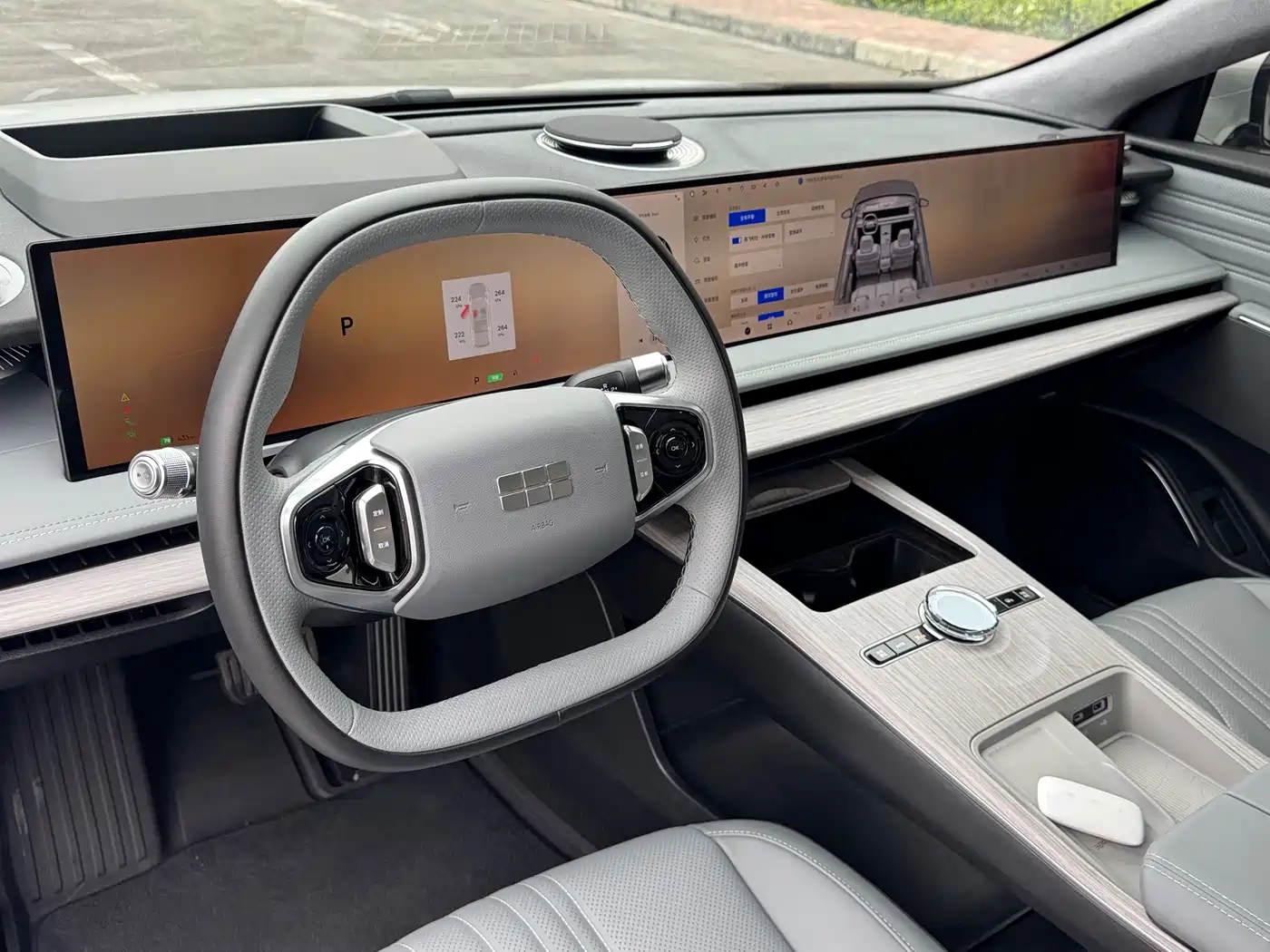Geely Galaxy Galaxy E8 2024 2024 550km RWD MAX