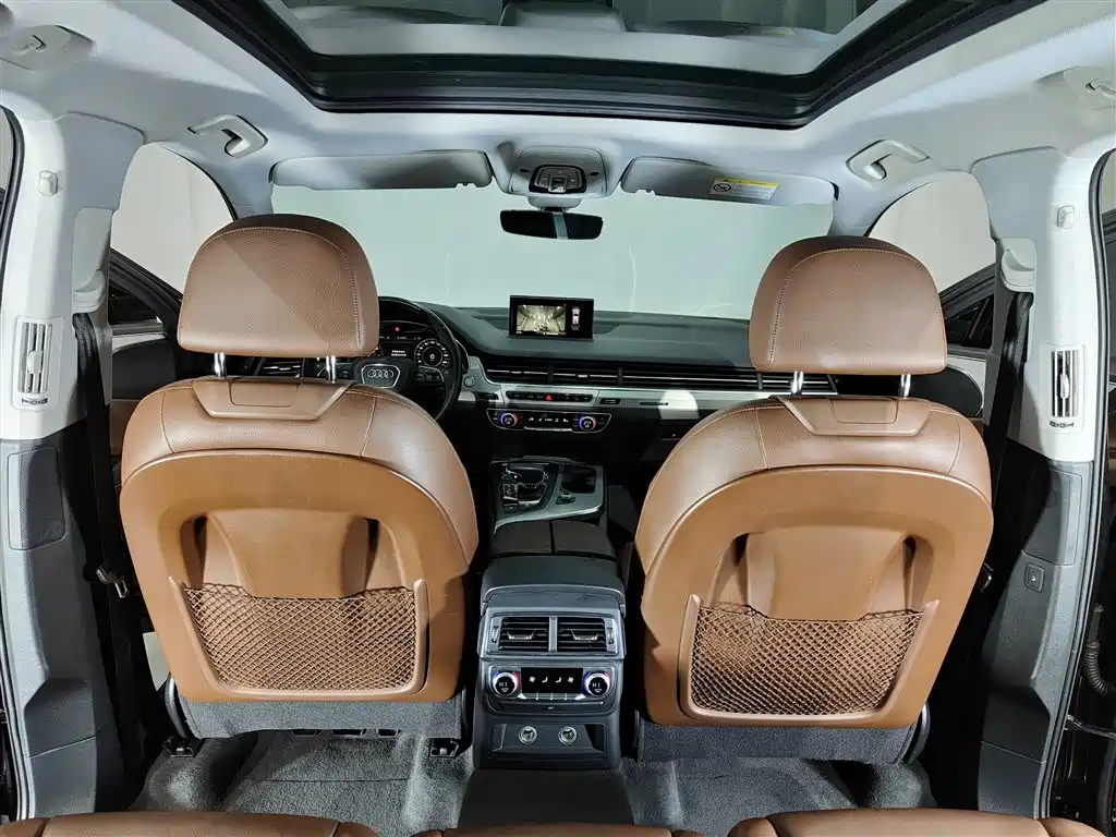 Audi Q7 2019 45 TFSI Comfort фото 10