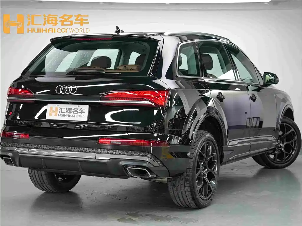 Audi Q7 2026 2024 55 TFSI quattro S line Sport