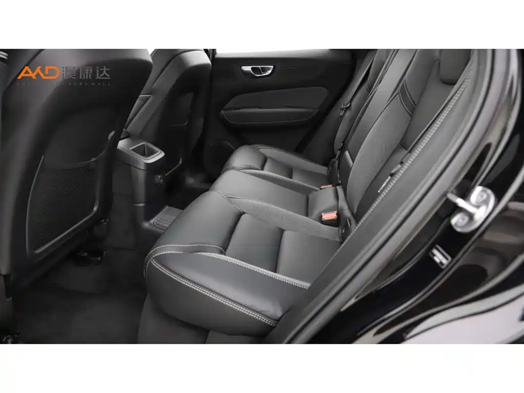 VOLVO XC60 PLUG IN HYBRID