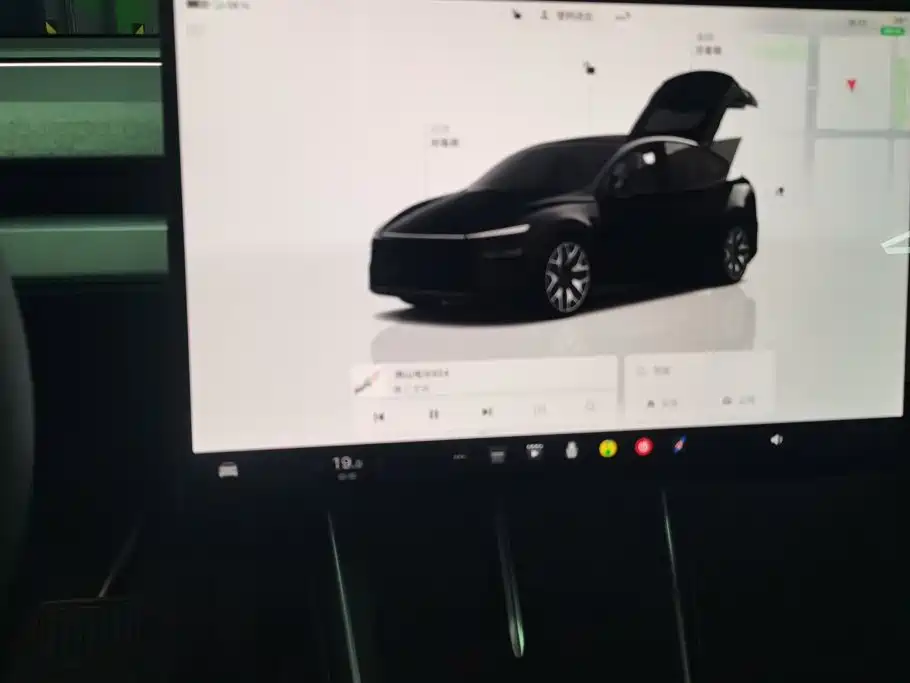 Tesla Model Y L 2026 2025 Facelift Long Range AWD
