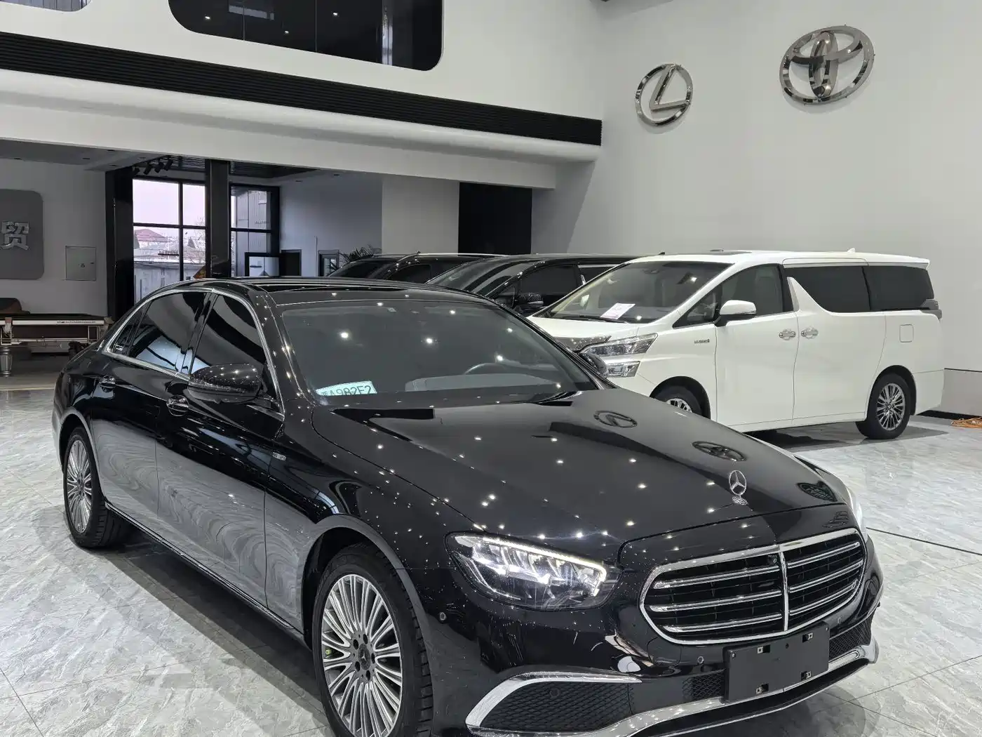 Mercedes-Benz E-Class 2022 Facelift E 300 L Luxury Style фото 3