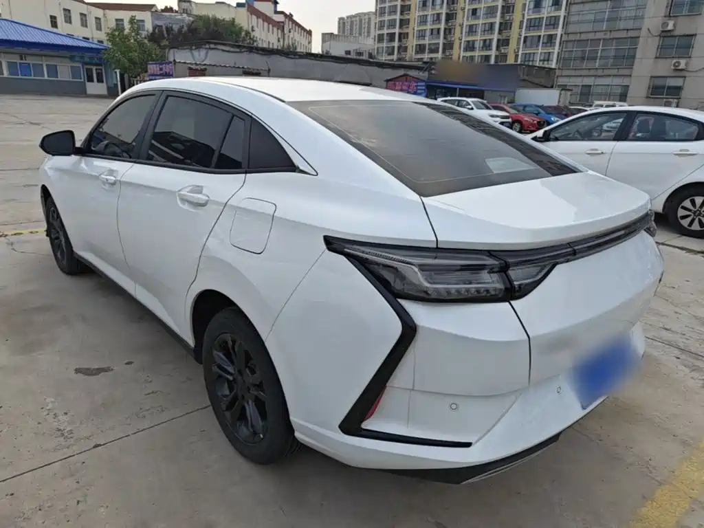 2025 Dongfeng Aeolus Yixuan