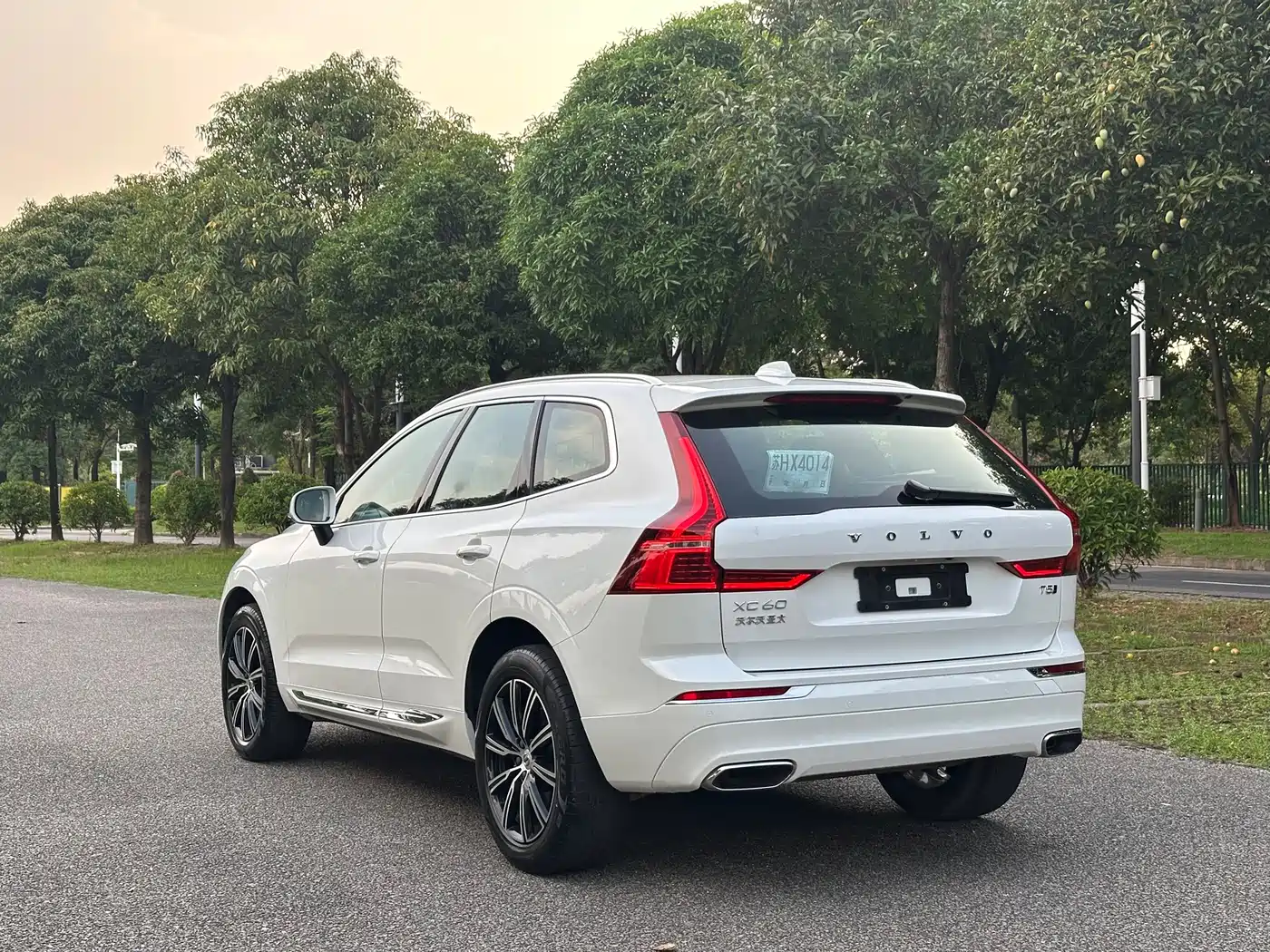 Фото 18 - Volvo XC60