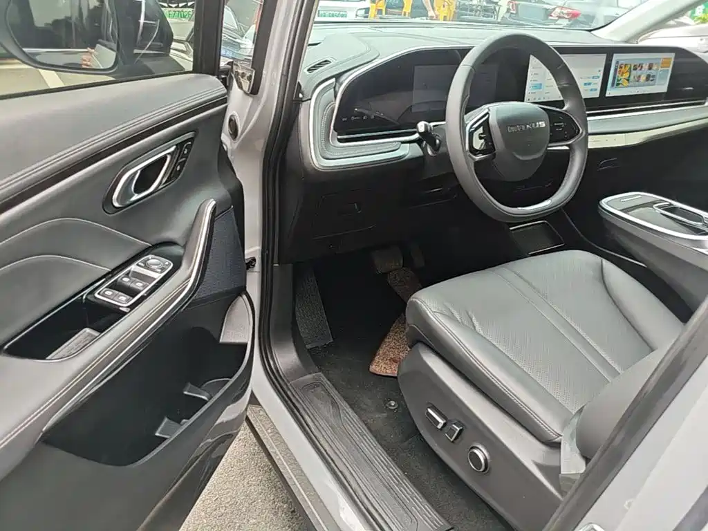 SAIC Maxus Dajia 9 2024 2024 Super Hybrid Ultra Long Range Grassland Edition 7-Seater
