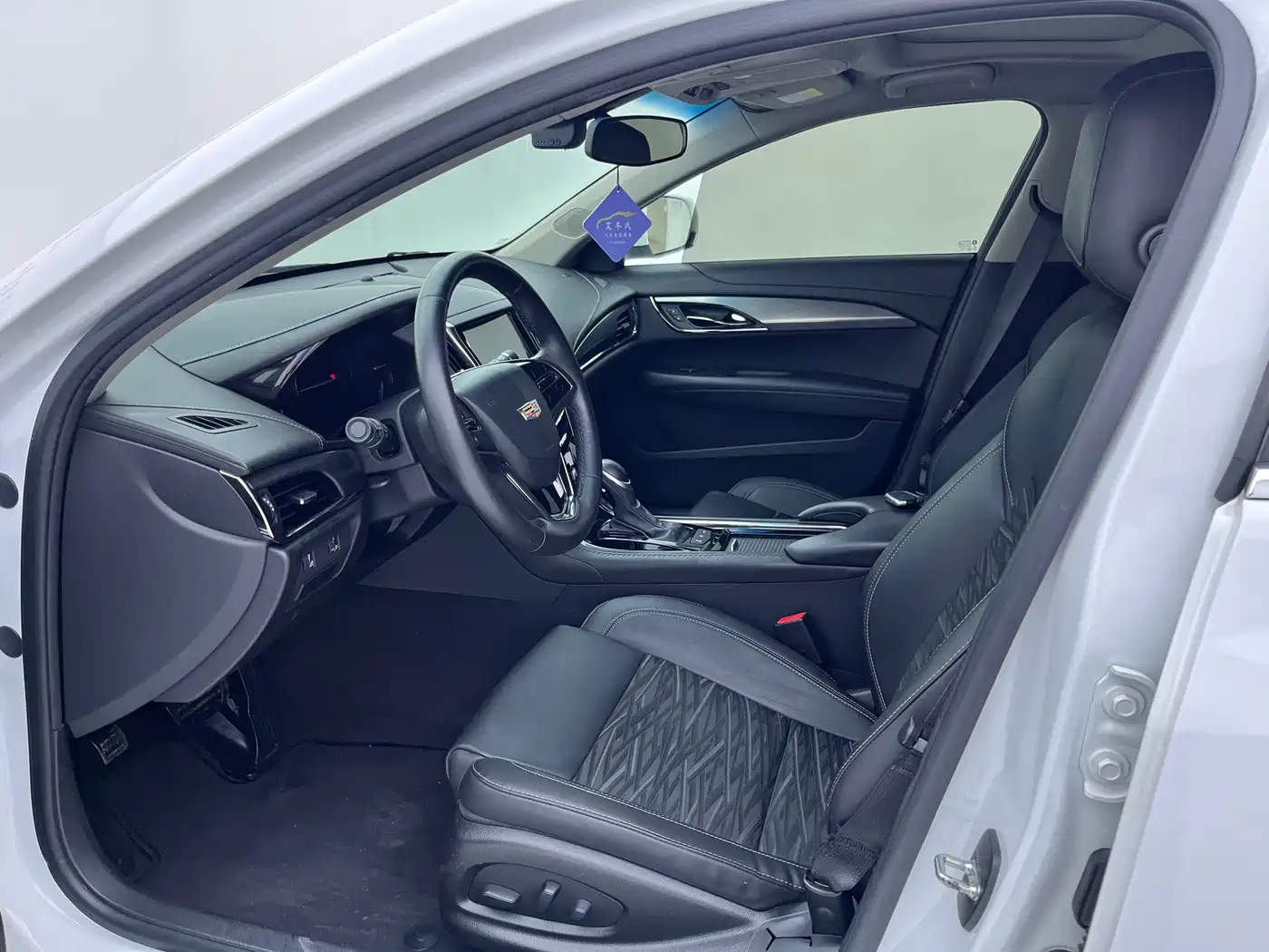 Cadillac ATS-L 2017 28T Technology фото 13