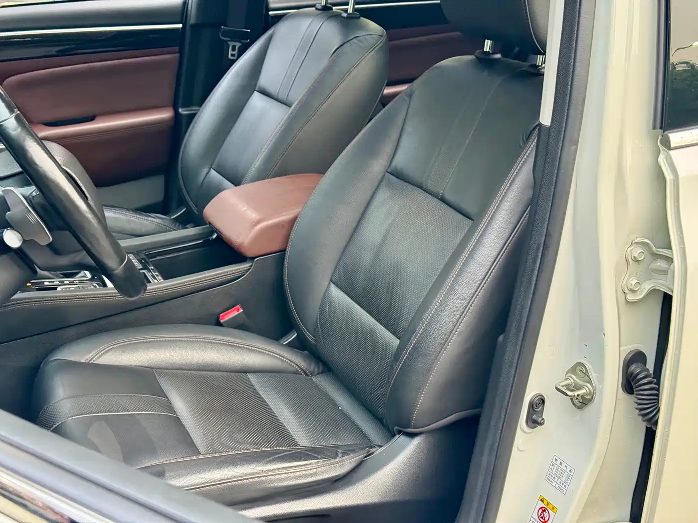 GAC Trumpchi Trumpchi GS8 2019 390T 2WD Luxury Smart Connect Edition (7-seater) фото 16