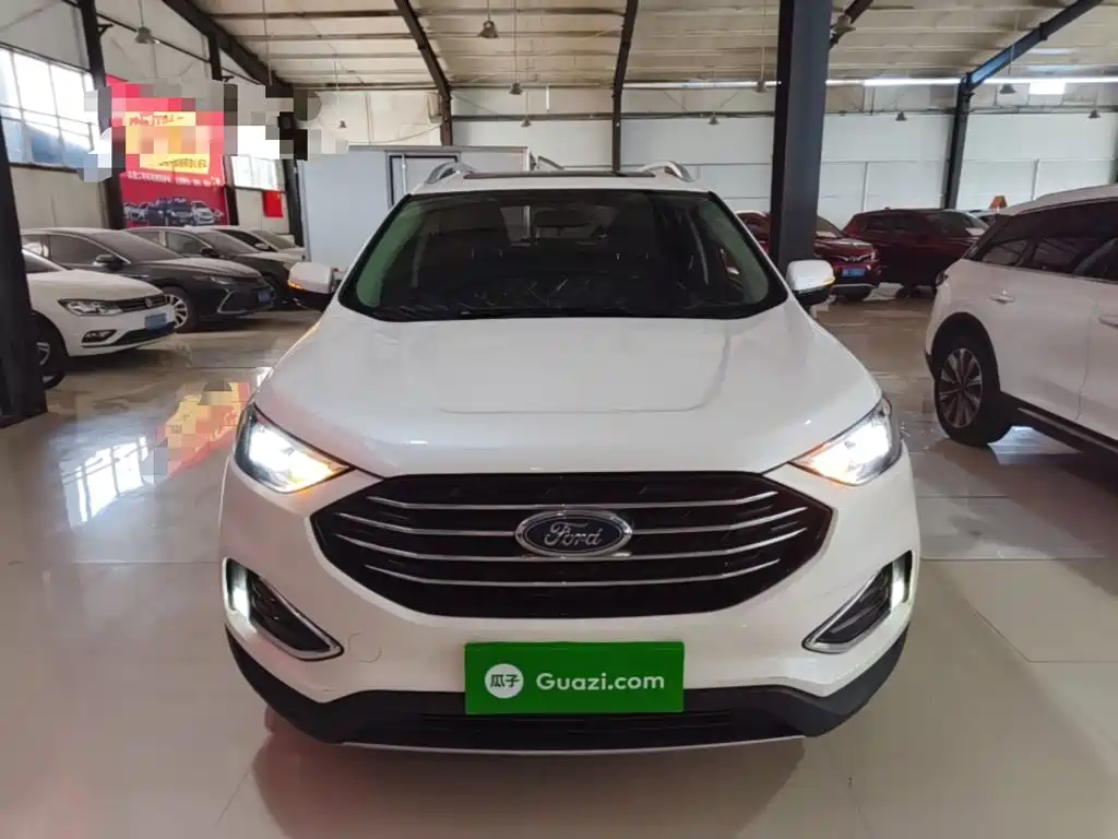 Фото 3 - Ford Edge