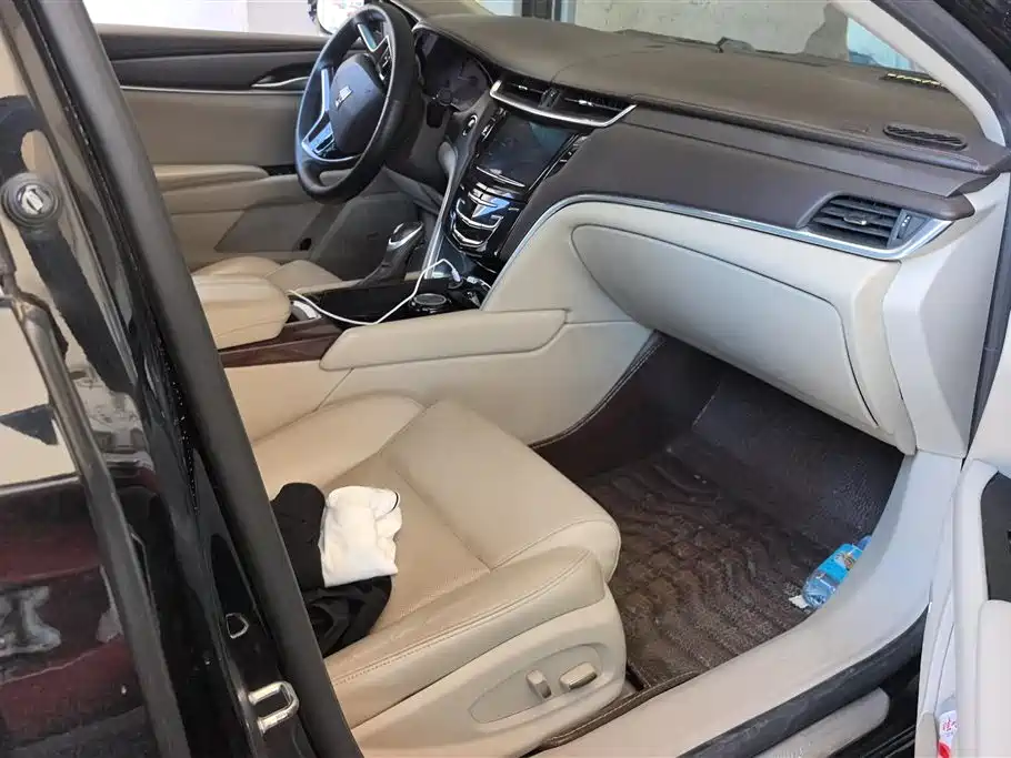 Cadillac XTS 2016 28T Technology фото 8