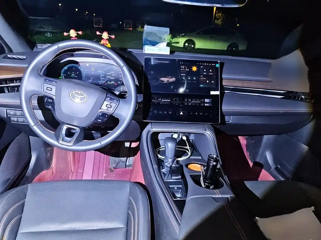 Toyota Avalon 2026 2024 Model Hybrid 2.5L XLE Prestige Edition