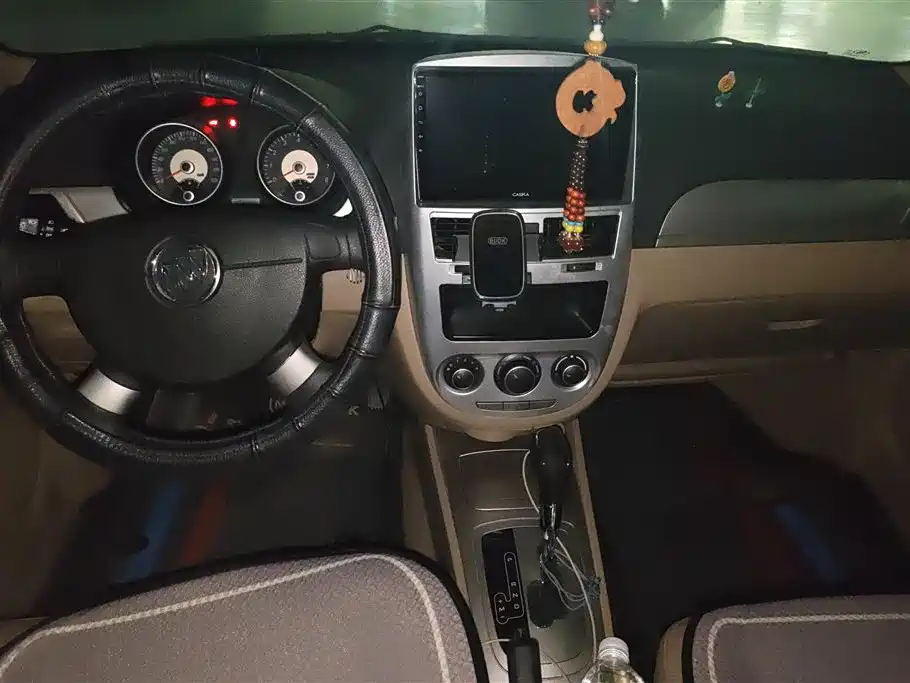 Buick Excelle 2013 1.5L Automatic Classic фото 12