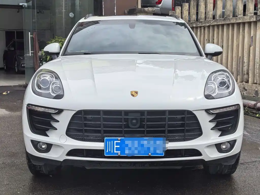Фото 11 - Porsche Macan