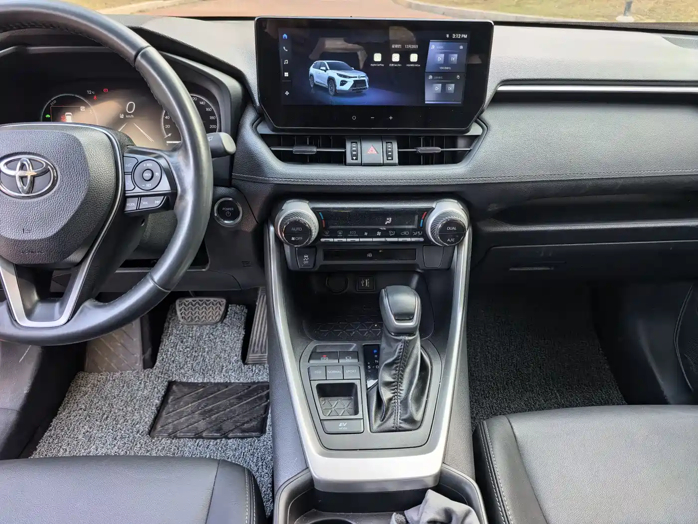 Toyota Wildlander 2023 Hybrid 2.5L E-CVT FWD Luxury PLUS Edition фото 6
