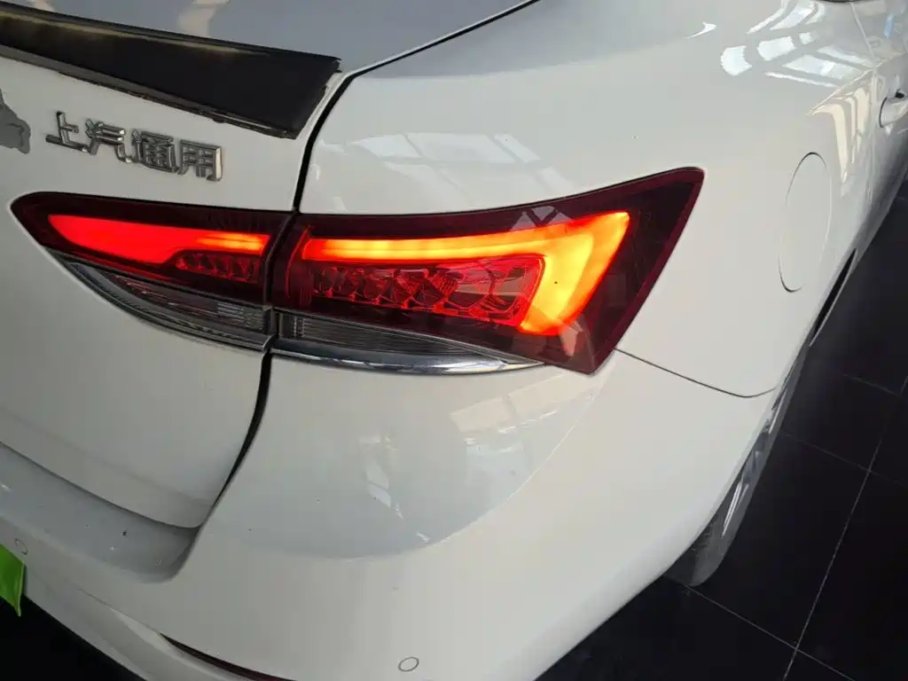 Фото 8 - Buick Excelle