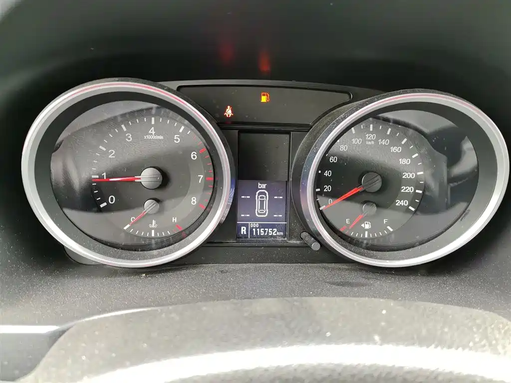 Haval H6 2015 Sport 1.5T Automatic 2WD Luxury фото 4