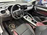Фото 16 - Geely Coolray