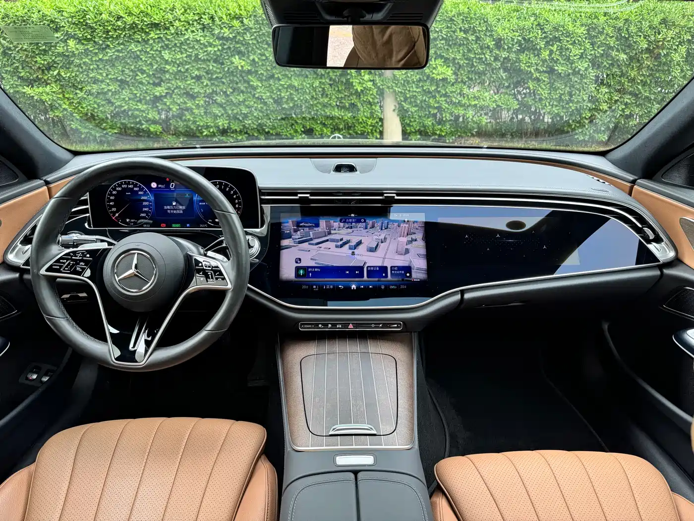Mercedes-Benz E-Class New Energy 2024 E 350 e L Plug-in Hybrid Sedan фото 14