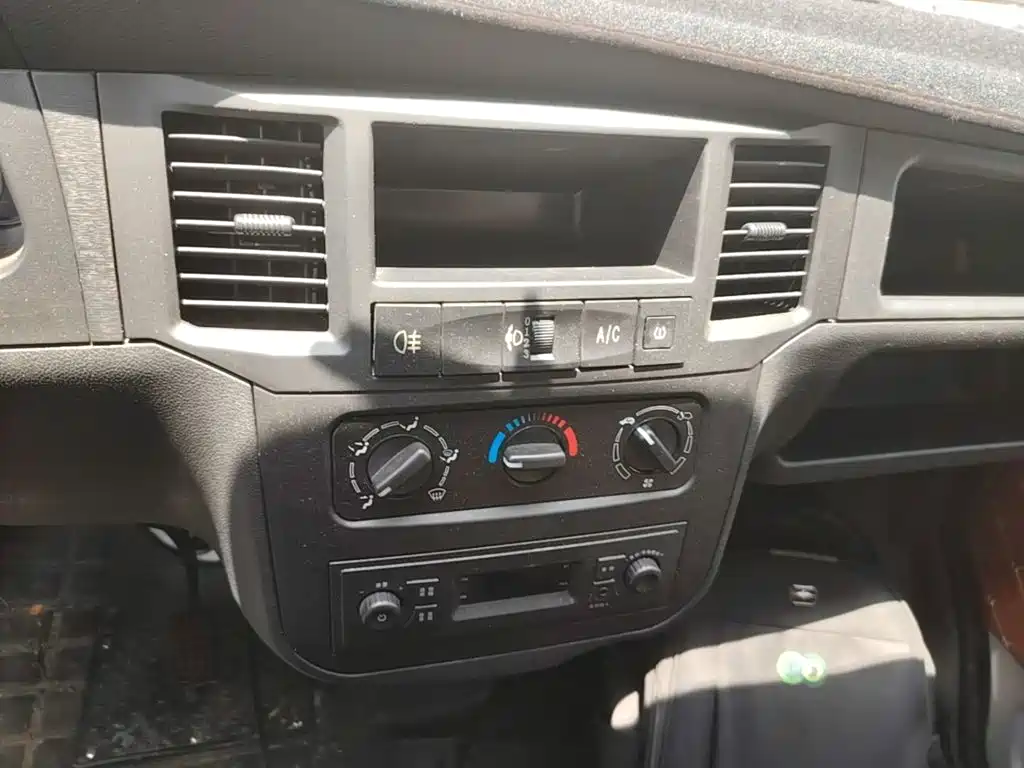 Wuling Motors Wuling Zhiguang 2025 2023 1.5L Utility 5/7-seater
