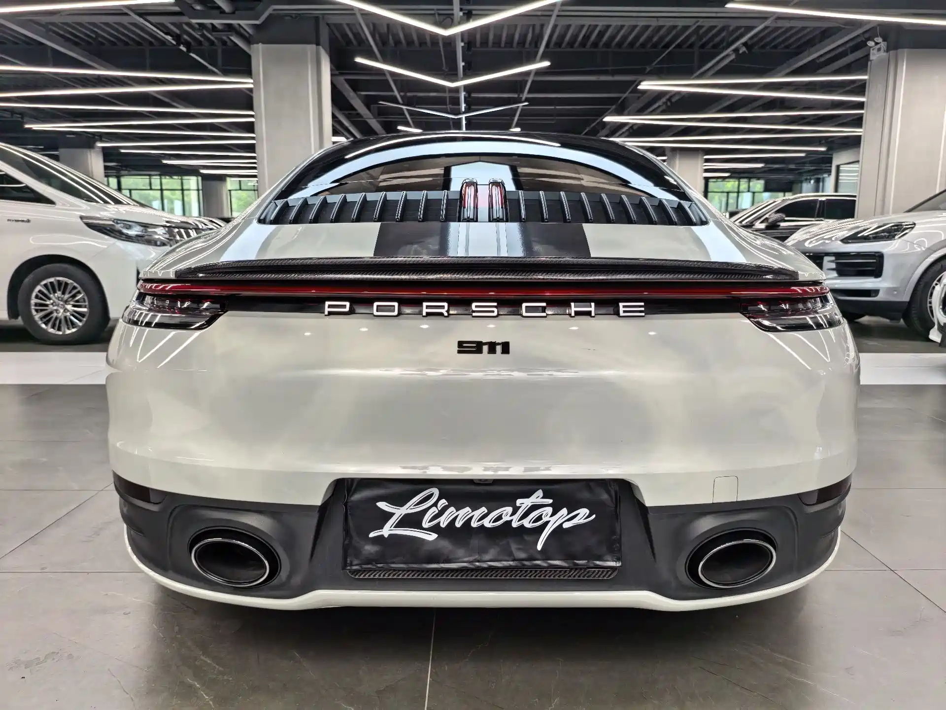 Фото 7 - Porsche 911