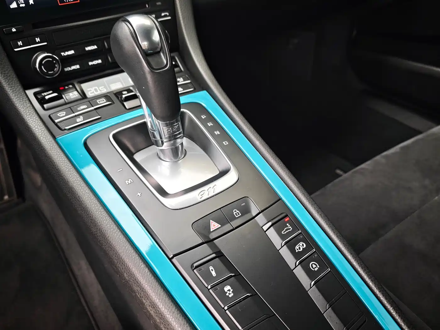 Porsche 911 2017 Carrera Cabriolet GTS 3.0T фото 5