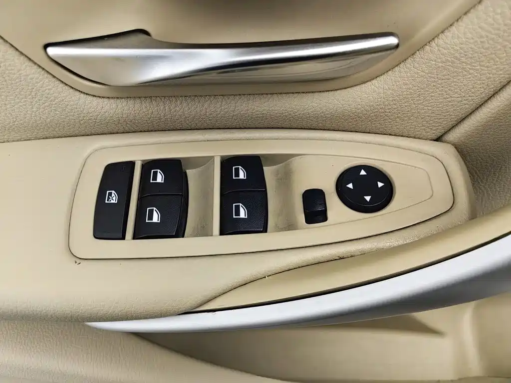 Фото 9 - BMW 3 Series
