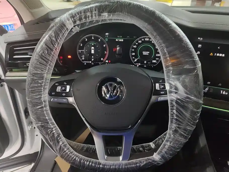 Volkswagen Touareg 2020 3.0TSI Enjoyment Edition China VI фото 15