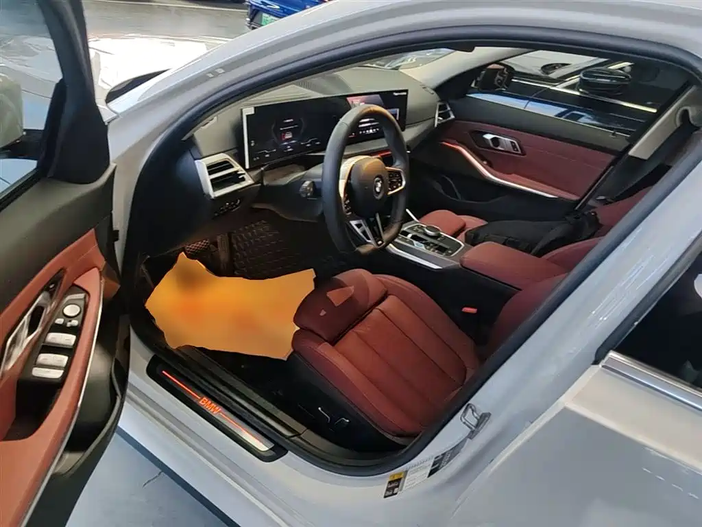 BMW i3 2025 eDrive 35 L фото 15