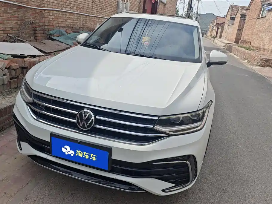 Volkswagen Tiguan L 2023 Facelift 330TSI Auto FWD R-Line Premium фото 2