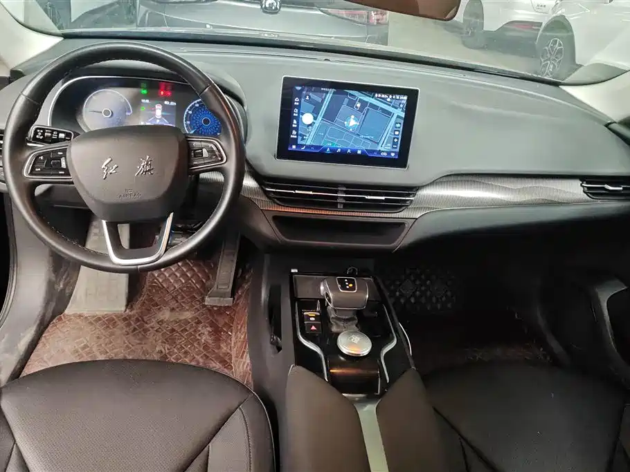 Hongqi E-QM5 2022 431km Charging Enjoyment Edition фото 12